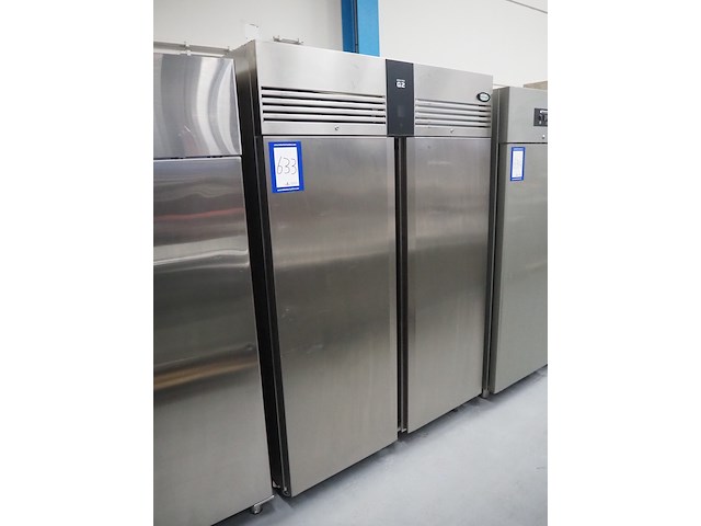 Foster - afbeelding 1 van  6