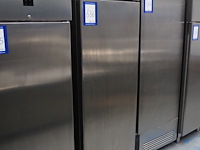 Foster - afbeelding 1 van  7