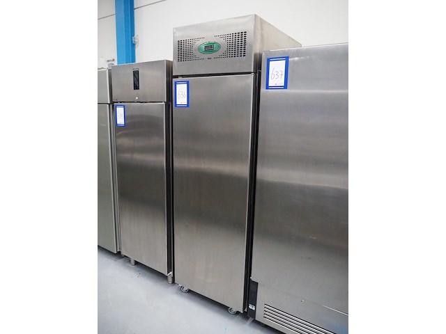 Foster - afbeelding 2 van  7