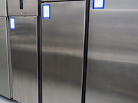 Foster - afbeelding 2 van  7