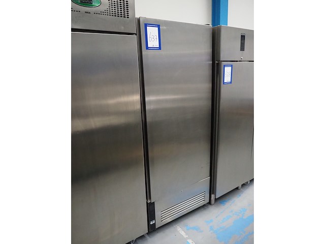 Foster - afbeelding 1 van  6