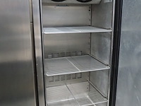 Foster - afbeelding 3 van  6