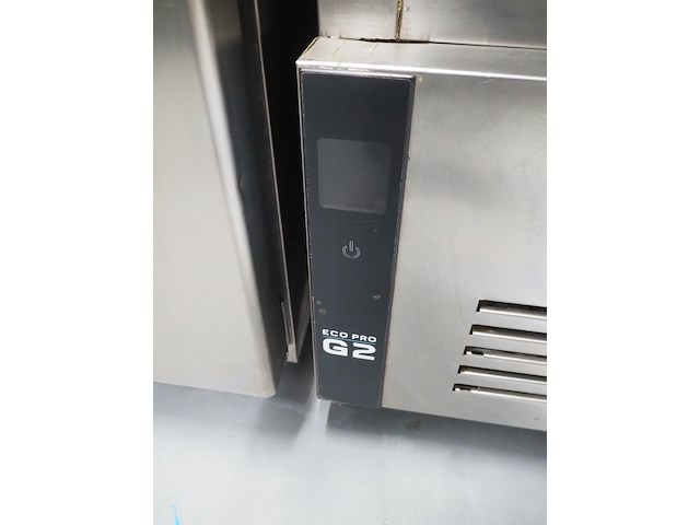 Foster - afbeelding 5 van  6