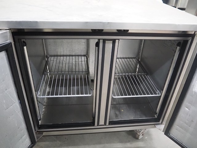 Foster - afbeelding 6 van  7