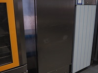 Foster - afbeelding 1 van  6