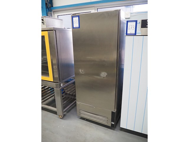 Foster - afbeelding 2 van  6