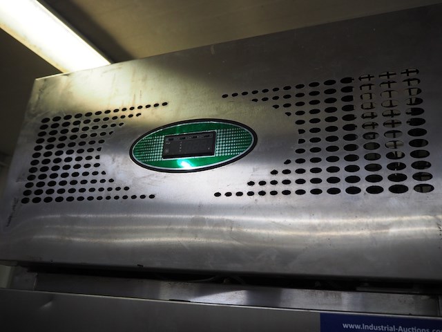 Foster - afbeelding 5 van  7