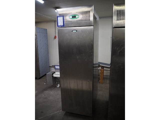 Foster - afbeelding 2 van  7