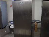 Foster - afbeelding 2 van  7