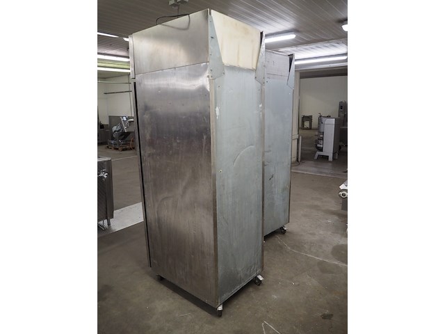 Foster - afbeelding 3 van  6