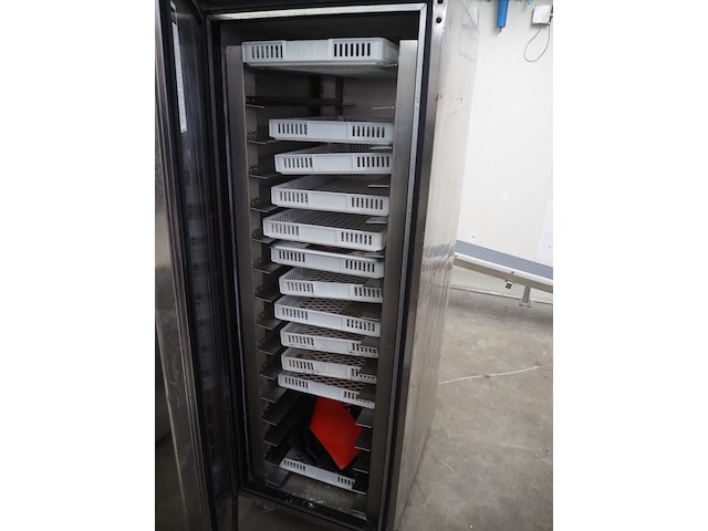 Foster - afbeelding 4 van  6