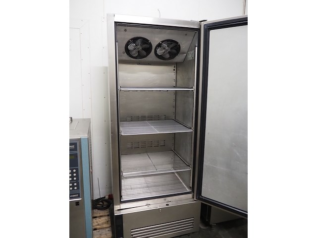 Foster - afbeelding 3 van  8