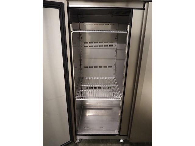 Foster - afbeelding 4 van  9