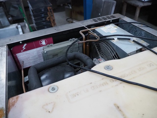 Foster - afbeelding 6 van  7