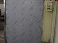 Foster - afbeelding 3 van  7