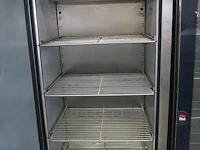 Foster - afbeelding 3 van  6