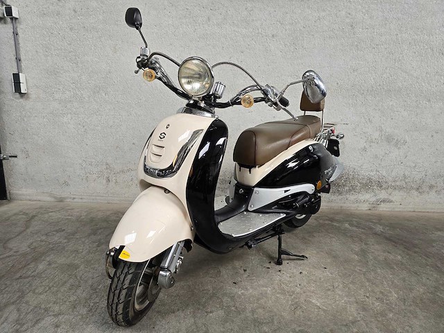 Fosti - bromscooter - grande retro - 4t 45km uitvoering d264sb - afbeelding 3 van  7