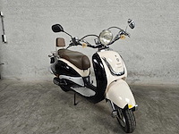 Fosti - bromscooter - grande retro - 4t 45km uitvoering d264sb - afbeelding 4 van  7