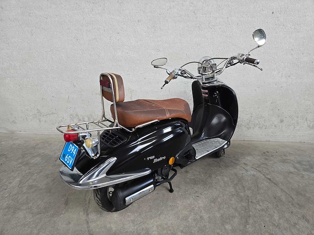 Fosti - snor scooter - grande retro - moped - afbeelding 3 van  3