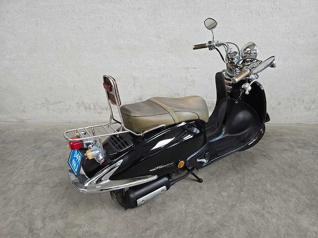 Fosti - snor scooter - retro - moped 4t 25km uitvoering d499hj - afbeelding 3 van  4