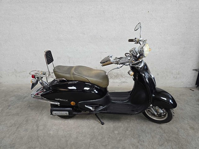 Fosti - snor scooter - retro - moped 4t 25km uitvoering d499hj - afbeelding 1 van  3