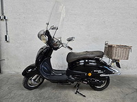 Fosti - snorscooter - grande retro - 4t 25km uitvoering f045bl - afbeelding 1 van  6