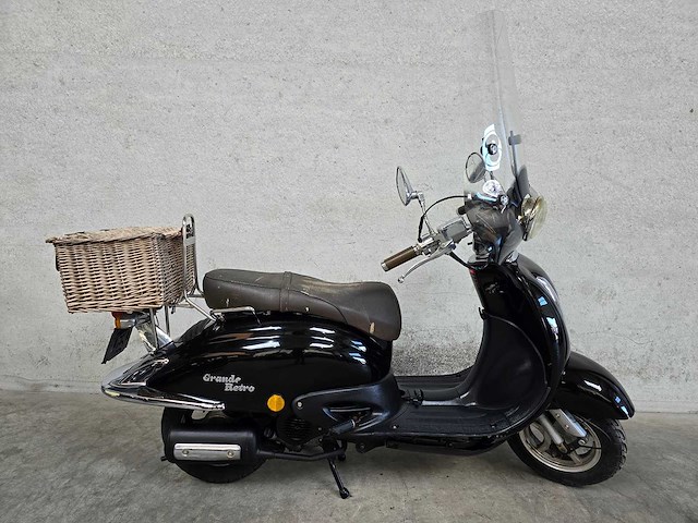 Fosti - snorscooter - grande retro - 4t 25km uitvoering f045bl - afbeelding 2 van  6