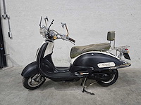 Fosti - snorscooter - grande retro - 4t 25km uitvoering f813bp - afbeelding 1 van  7