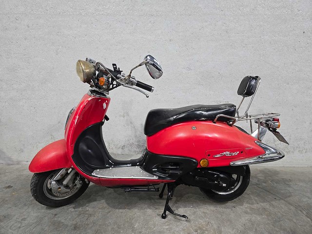 Fosti - snorscooter - grande retro - 4t 25km uitvoering fv460s - afbeelding 1 van  7