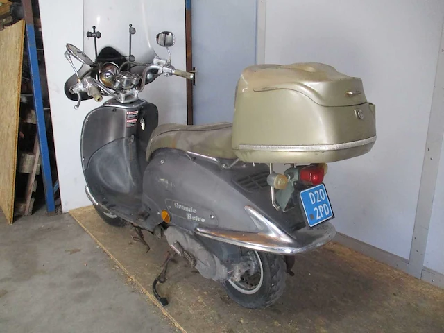 Fosti - snorscooter - grande retro ft50qte - scooter - afbeelding 2 van  11