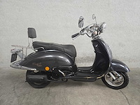 Fosti - snorscooter - retro - 4t 25km uitvoering f969kn - afbeelding 1 van  4