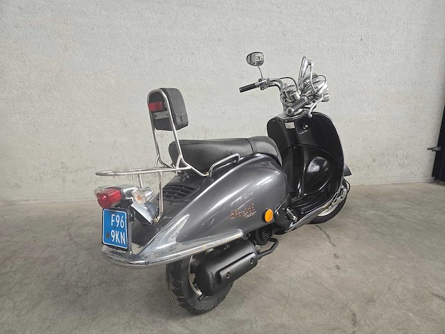 Fosti - snorscooter - retro - 4t 25km uitvoering f969kn - afbeelding 5 van  7