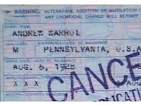 Foto andy warhol ‘paspoort’ - afbeelding 2 van  6