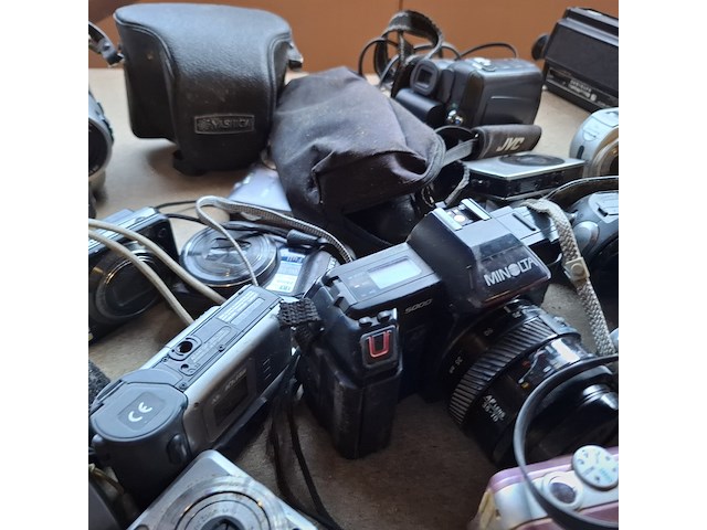 Foto camera's, canon/minolta/sony - afbeelding 4 van  42