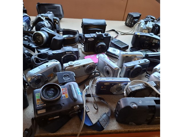 Foto camera's, canon/minolta/sony - afbeelding 13 van  42