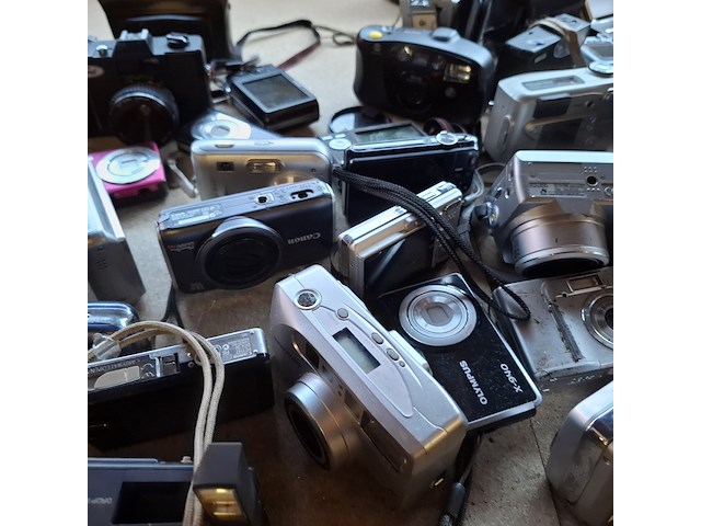 Foto camera's, canon/minolta/sony - afbeelding 16 van  42