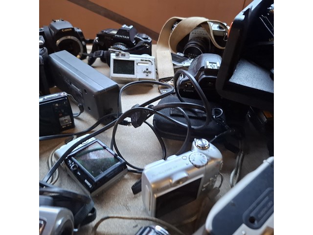 Foto camera's, canon/minolta/sony - afbeelding 28 van  42