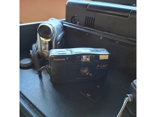 Foto camera's, canon/minolta/sony - afbeelding 33 van  42