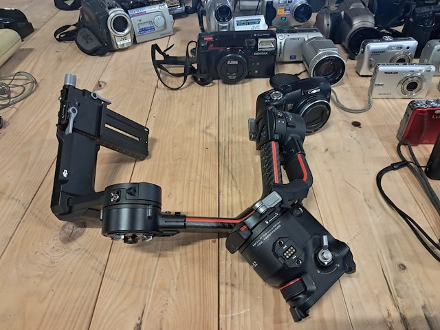 Foto camera's, samsung/nikon - afbeelding 2 van  26