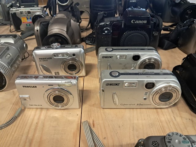 Foto camera's, samsung/nikon - afbeelding 3 van  26