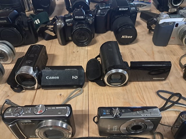 Foto camera's, samsung/nikon - afbeelding 4 van  26
