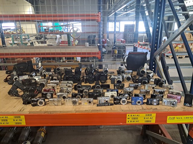 Foto camera's, samsung/nikon - afbeelding 1 van  26