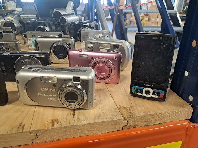 Foto camera's, samsung/nikon - afbeelding 13 van  26