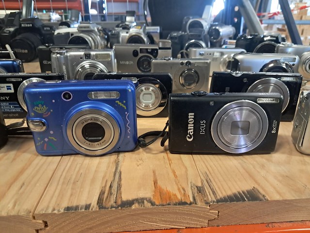 Foto camera's, samsung/nikon - afbeelding 14 van  26