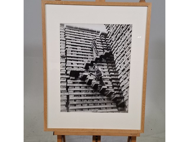 Foto in lijst, bielzentrap 1937 - afbeelding 1 van  6