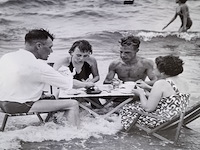 Foto in lijst, branding scheveningen - afbeelding 4 van  6