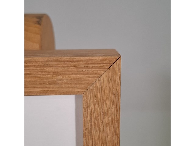 Foto in lijst, in de gang bij de kapstok in de rij voor de schoolarts - afbeelding 5 van  7