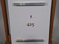 Foto op dibond, reproductie van rachel ruysch, stilleven met bloemen op een marmeren tafelblad - afbeelding 6 van  6