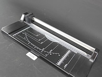 Foto-/papiersnijmachine - afbeelding 1 van  5