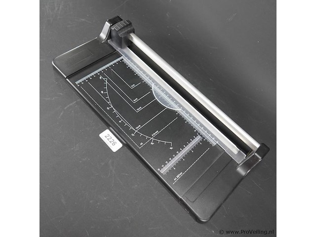 Foto-/papiersnijmachine - afbeelding 2 van  5